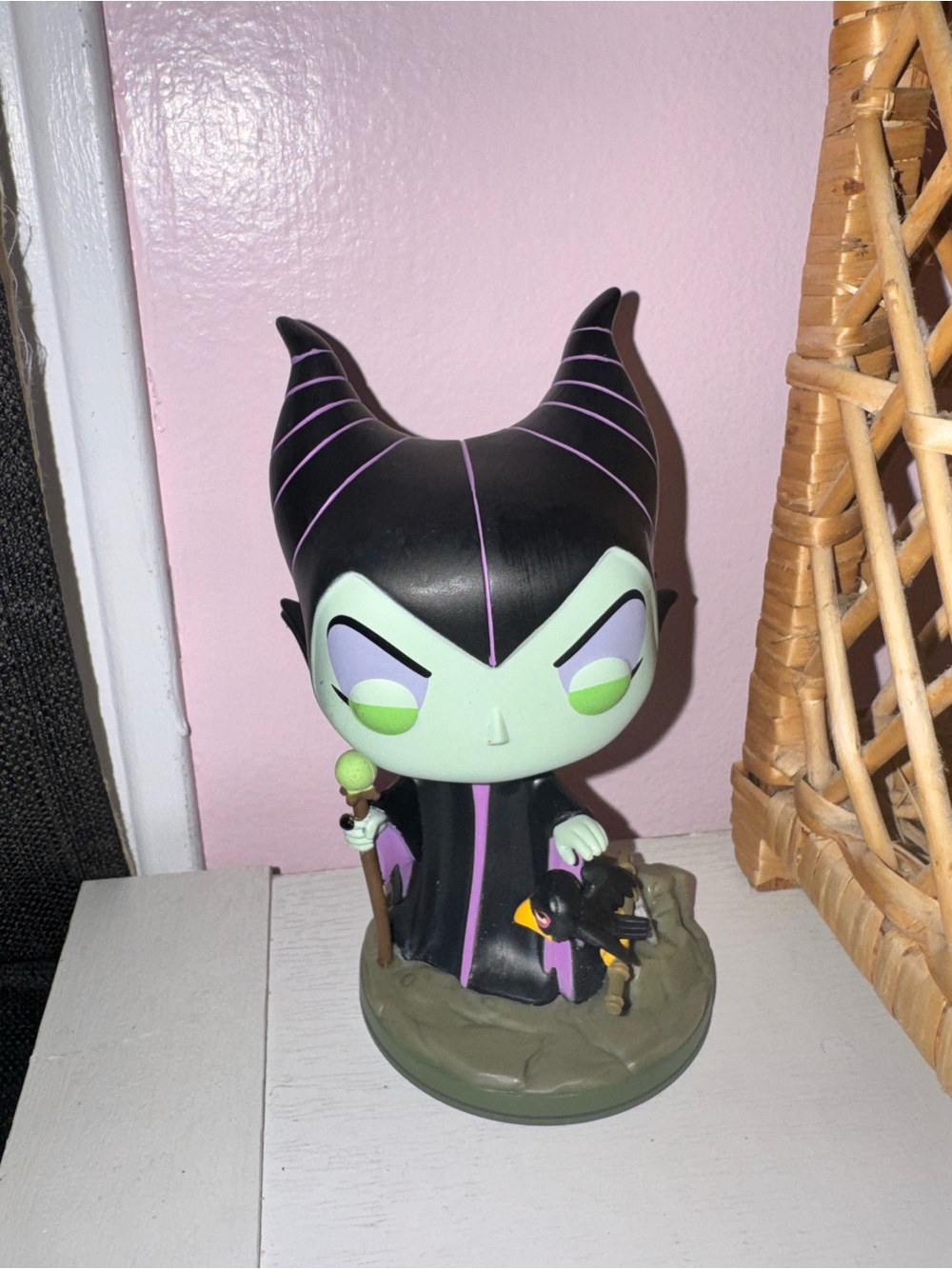 Maleficent-Inspired Black and Green Figurine funko pop Disney